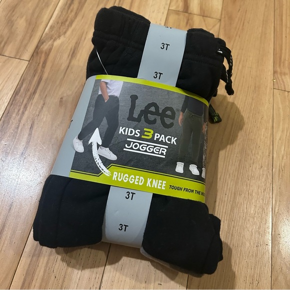 Lee Other - NWT Lee 3-Pack Youth Jogger Rugged Knee Pants - Black, Camo & Green - Boy’s 3T